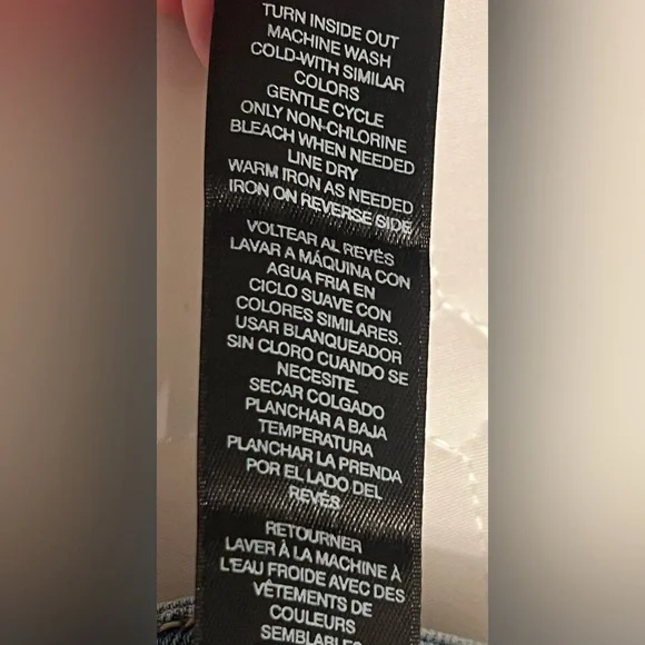 Chico’s Girlfriend Crop Jeans Hand Painted Butterfly Stretch Sz 2.5(M)34”waist - Picture 11 of 13